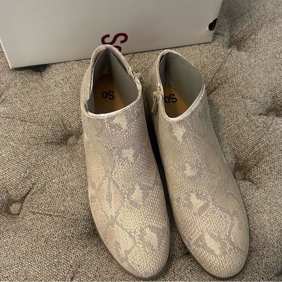 Snake Print Booties - Picture 3 of 16